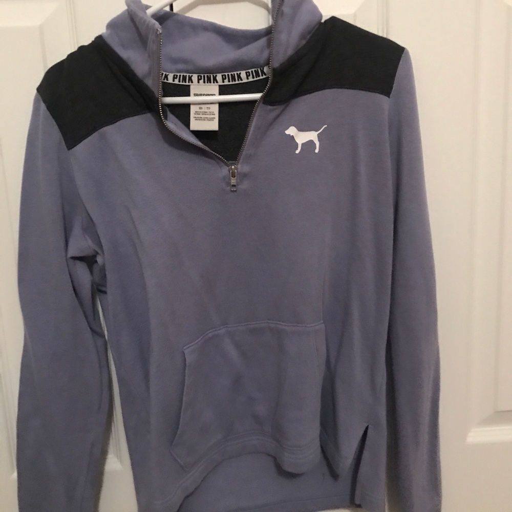 VS pink pullover
